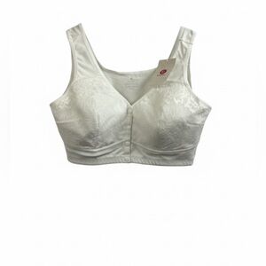 NWT Posy White Lace Easy Comfort Universal Cup Bra